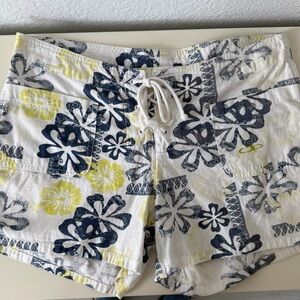 OP Vintage 2000s High Waist,Lace up Front Tie Floral Beach /Board Shorts Size 7